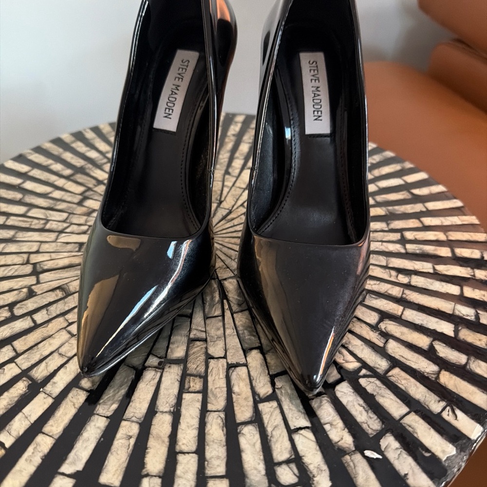 Steve Madden Black Patent Heels